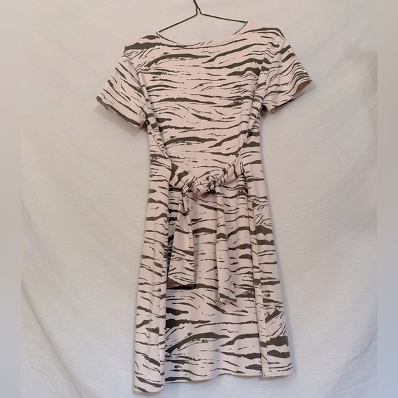 BB Dakota by Steve Madden | The Ride The Wave Dress - Picture 4 of 9